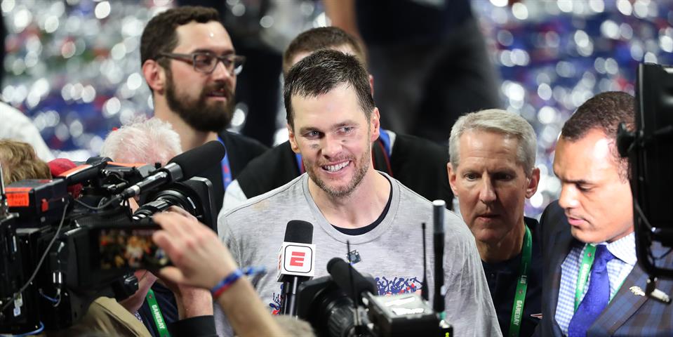 AP Source: Tom Brady Signs 2-Year, $70M Extension With Patriots