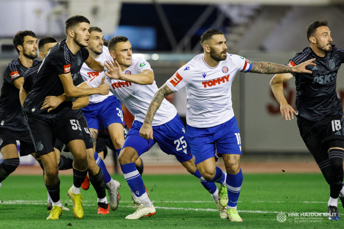 Zagreb: Dinamo (Z) - Hajduk 1:0 • HNK Hajduk Split