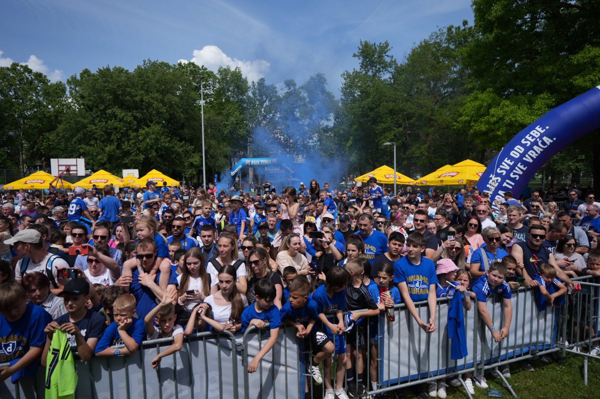 Dinamo Sprema Veliko Slavlje, Evo Uputa Za Navijače! - Sportklub